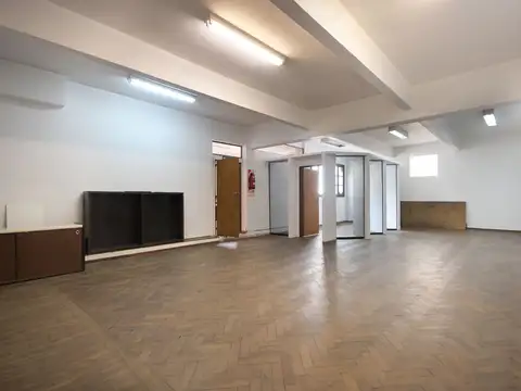 Venta Oficina Comercial en Monserrat OPORTUNIDAD