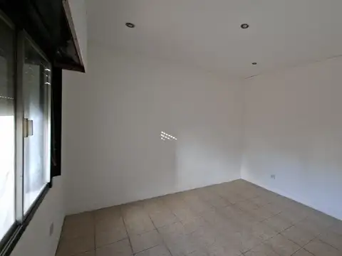 Depto Tipo Casa en Alquiler de 1 dormitorio