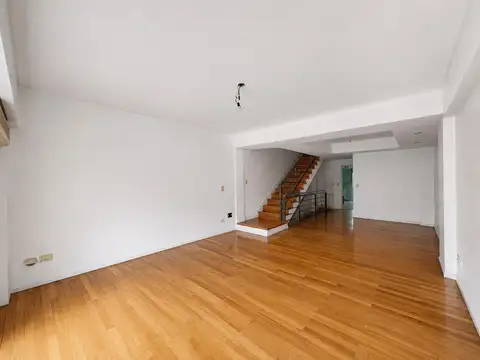 Depto Tipo Casa en Venta 30 años