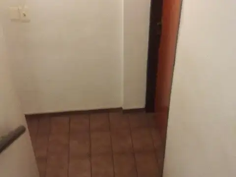 VENDE DEPTO.2 AMB CON COCHERA. -SAN ANDRES-