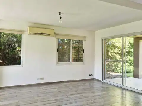 CASA EN VENTA EN EL MOLINO