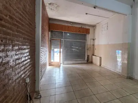 Local en alquiler en Luis Guillon
