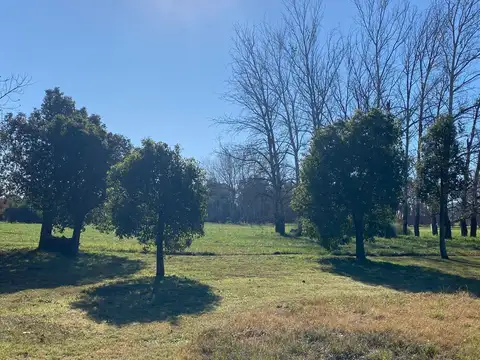 Terreno en venta en Barrio de Chacras La Oración de Luján, G.B.A. Zona Oeste