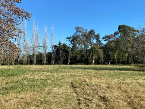 Terreno en venta en Barrio de Chacras La Oración de Luján, G.B.A. Zona Oeste