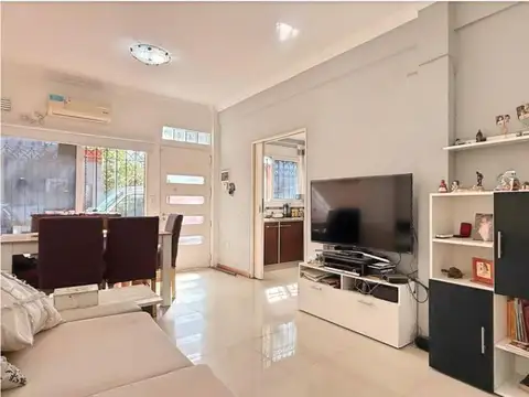 VENTA PH FLORESTA 3 AMB ENTRADA INDEPENDIENTE