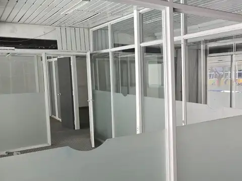 Alquilo Salón Comercial 1000 M2 Con Depto - Centro Neuquén