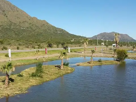 Autopista 25 de Mayo, Km 9, camino a La Punta. Villa Aguadita del Portezuelo