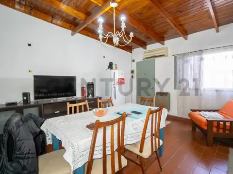Ph en venta 1 dormitorio con patio Los Hornos
