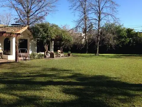 Casa 5 ambientes con 3 baños