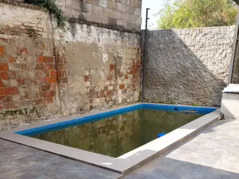 Propiedad con mucho potencial! Oportunidad . PERMUTA