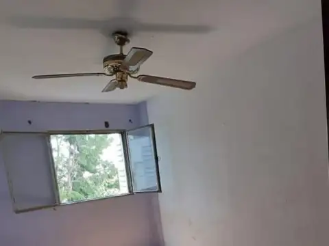 SE VENDE DPTO 4 AMB BARRIO PIEDRABUENA 