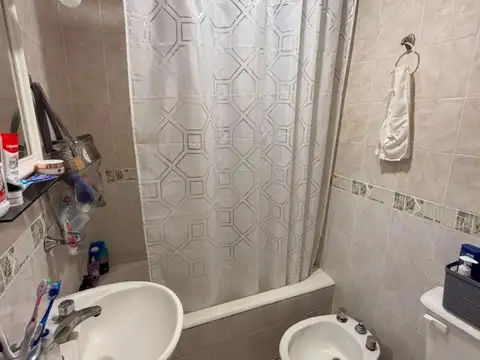 Hermosa Casa en Venta Barrio Otamendi