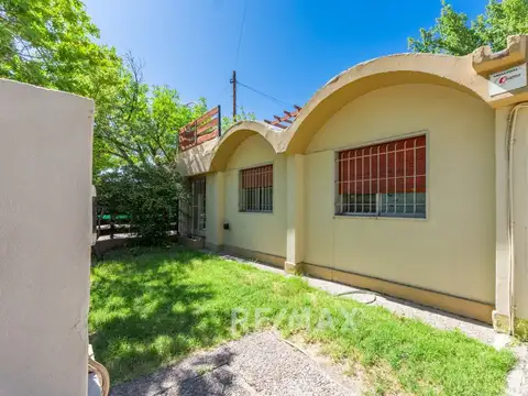 VENTA CASA 1 PLANTA 4 DORMITORIOS CIPOLLETTI