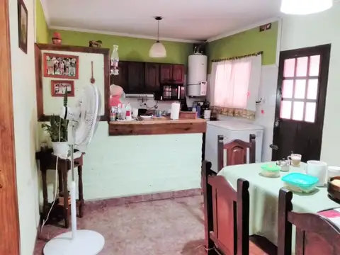 Casa en Alquiler con 1 cochera