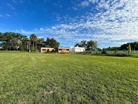 Terreno con construccion, Fincas la soñada, ruta 11 y 655