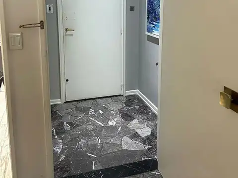 VUELTA DE OBLIGADO al 2400