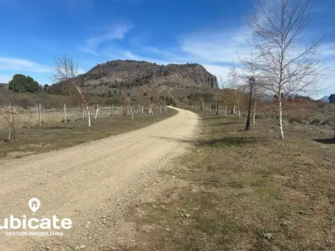 Barrancas de Dina Huapi