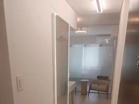 Oficina en Alquiler al Norte