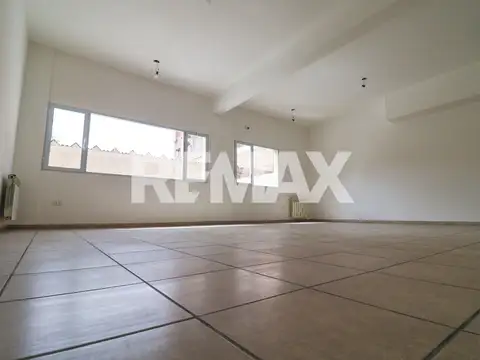 VENTA OFICINA SOBRE C. JUJUY 324 NQN