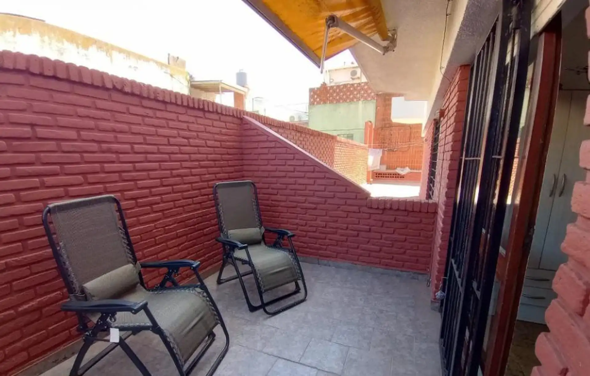 Venta - Departamento - 2 Ambientes - Punta Mogotes - Patio - Cochera - Apto Permuta