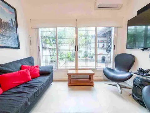VENTA CASA 3 AMBIENTES PATIO COCHERA SAAVEDRA