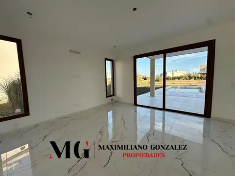 Casa en Venta en Countries y Barrios Cerrados en Ezeiza, USD 600.000