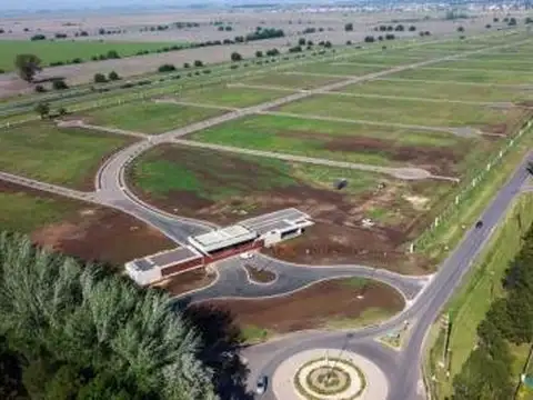 Terreno en Venta 40  mts Fondo