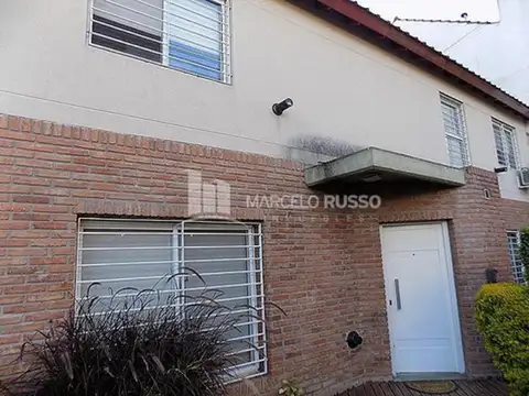 Depto Tipo Casa en Venta de 3 ambientes