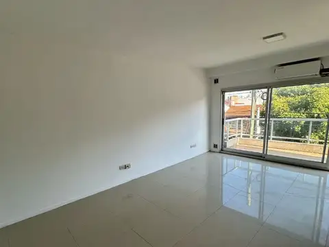 Departamento en Venta en Villa Luro, USD 155.000