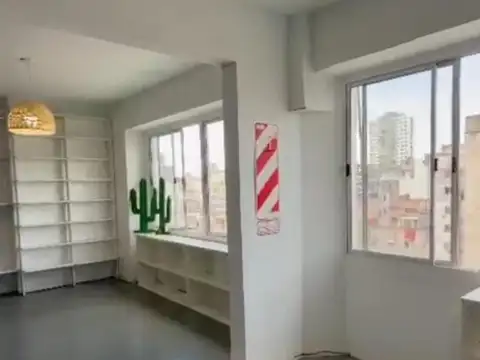 Oficina 2 ambientes con 1 baño