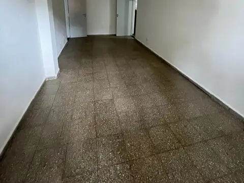 Virasoro 187 , Piso 01