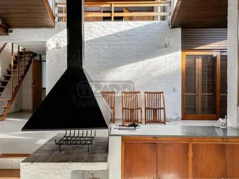 Casa 4 ambientes con 3 baños