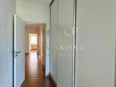 Casa 6 ambientes con 3 baños