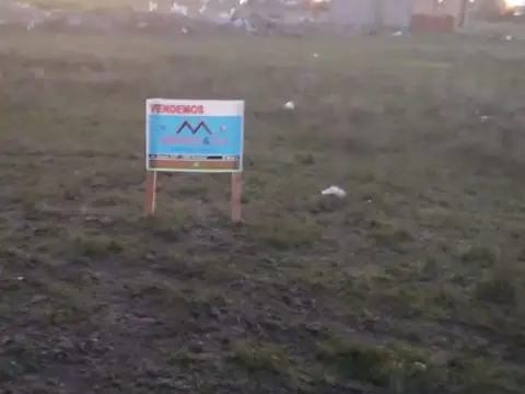 Terreno en Venta en Guernica, USD 7.500