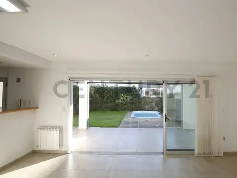 Casa en Venta en City Bell, USD 142.000