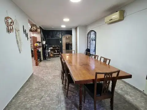VENTA CASA 3 DORMITORIOS QUINCHO Y PATIO