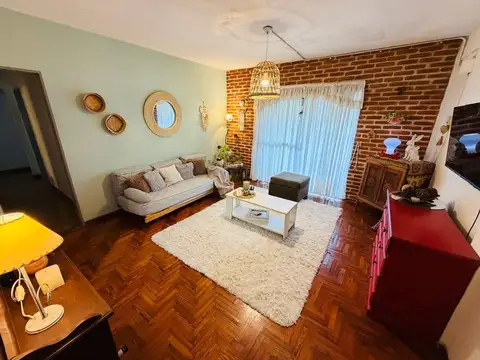Departamento con 3 habitaciones en venta Adrogue