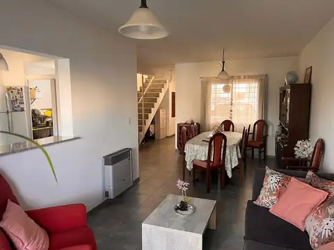 Depto Tipo Casa en Venta de 3 dormitorios