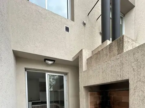 Casa - Alquiler - Argentina, Bella Vista - Guido Spano 28