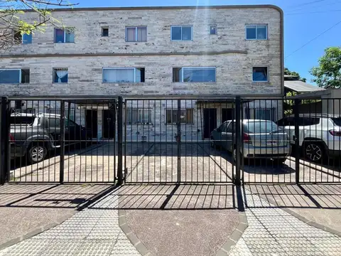 Aristobulo Del Valle 597