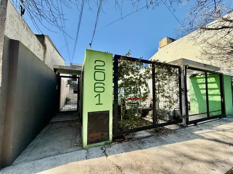 Navarro al 2000 - Castelar Norte