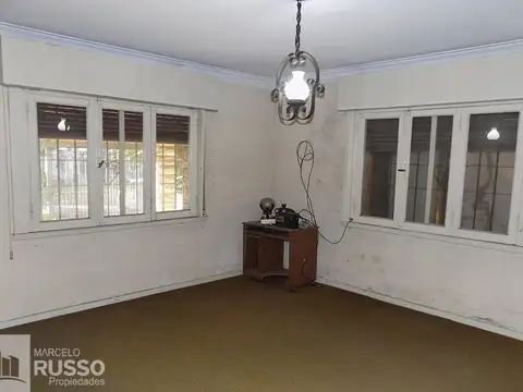 CHALET A MODERNIZAR – PQUE. JOHNSTON