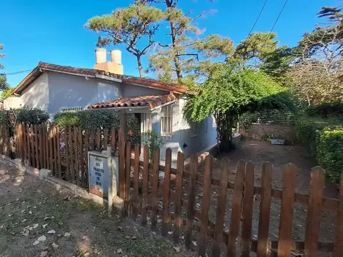 Casa 6 ambientes con 3 baños