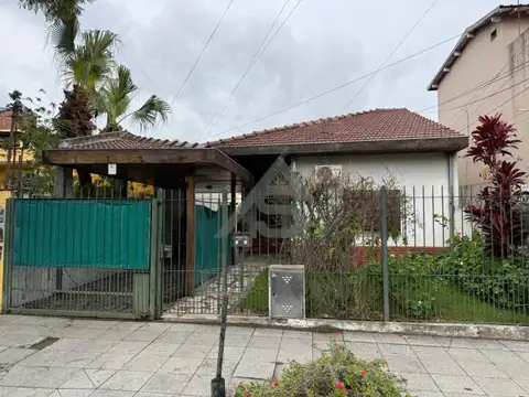 Casa en venta en Martínez – Lote de 450 m² con gran parque