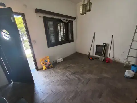 Casa en Alquiler en Jose Leon Suarez, $ 600.000