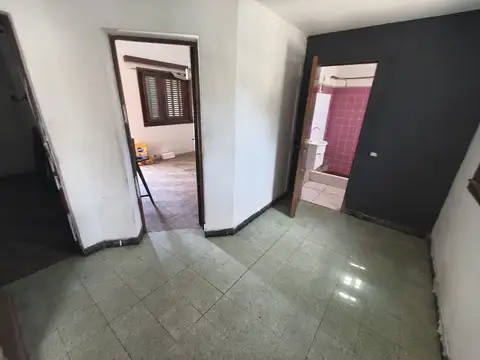 Casa 2 ambientes en alquiler en Jose León Suarez