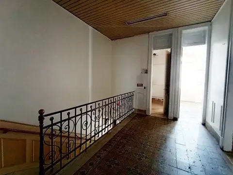 Depto Tipo Casa en Venta de 8 ambientes