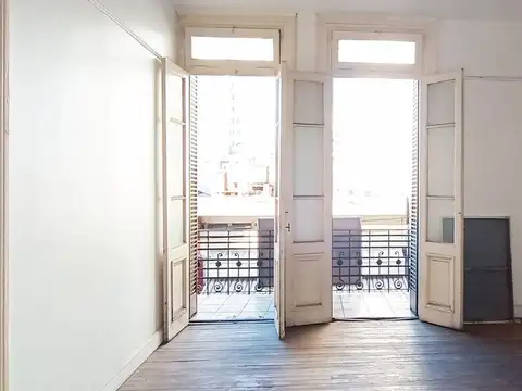 Depto Tipo Casa 8 ambientes con 3 baños
