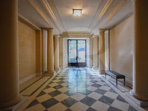 Departamento en Venta de 8 ambientes