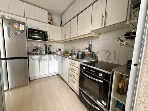 Departamento 3 ambientes con 2 baños